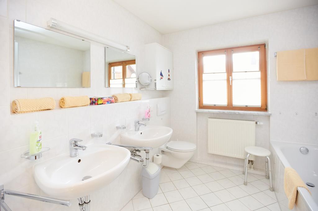 Ferienwohnung Kuehn オーベルストドルフ エクステリア 写真